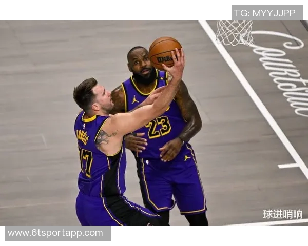 前队友揭秘锡安心中自信与詹姆斯热爱比赛的巨大差距