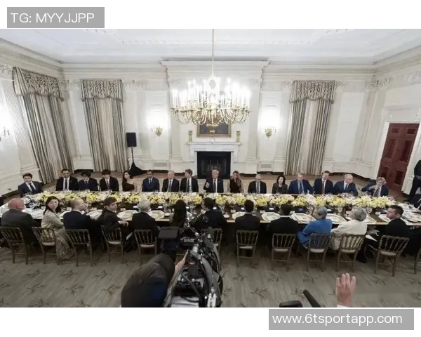 北京时间明晨1点特朗普将在白宫会见C罗引发全球关注